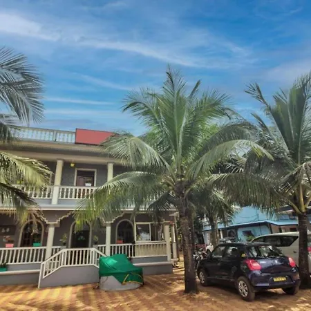 Roseal Water Front Hotel